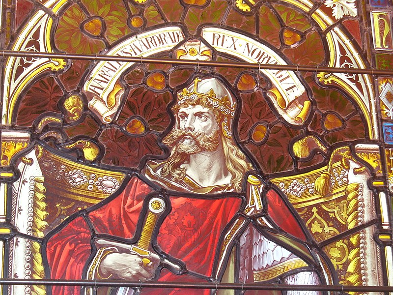 Harald Hardråd på glassmaleri i Kirkwall Cathedral Foto: Colin Smith